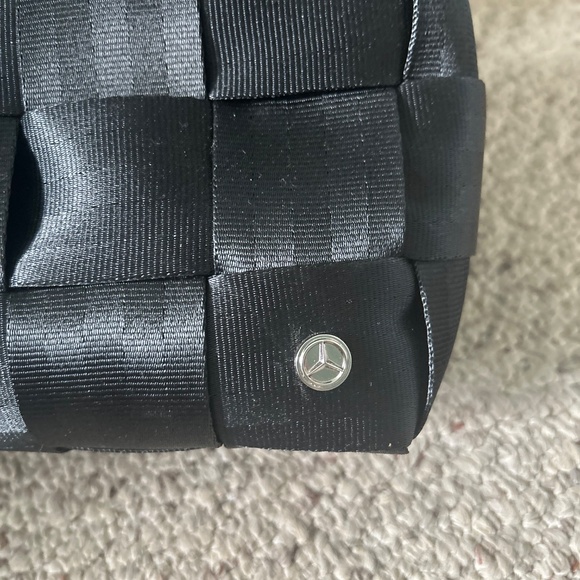 Harveys "Original" Woven Seatbelt Crossbody – With Tag - Picture 4 of 5